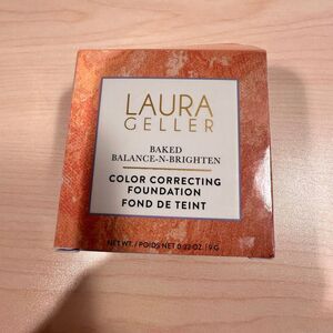 Laura Geller Baked Balance-n-Brighten Color Correcting Foundation
